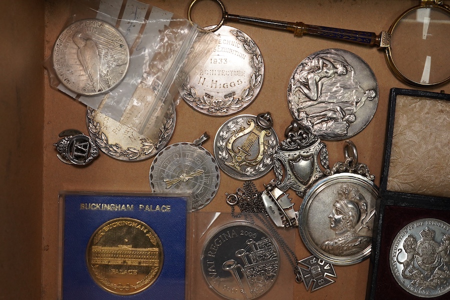 A group of commemorative silver medals, including three Polytechnic students exhibition 1932/3, a Victorian Edinburgh Academy Fencing medal, eleven further silver medals, a cased Great Exhibition of the Industry of All N